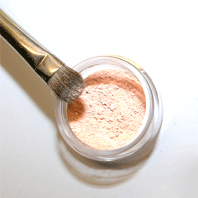Mineral Concealer gegen Augenschatten